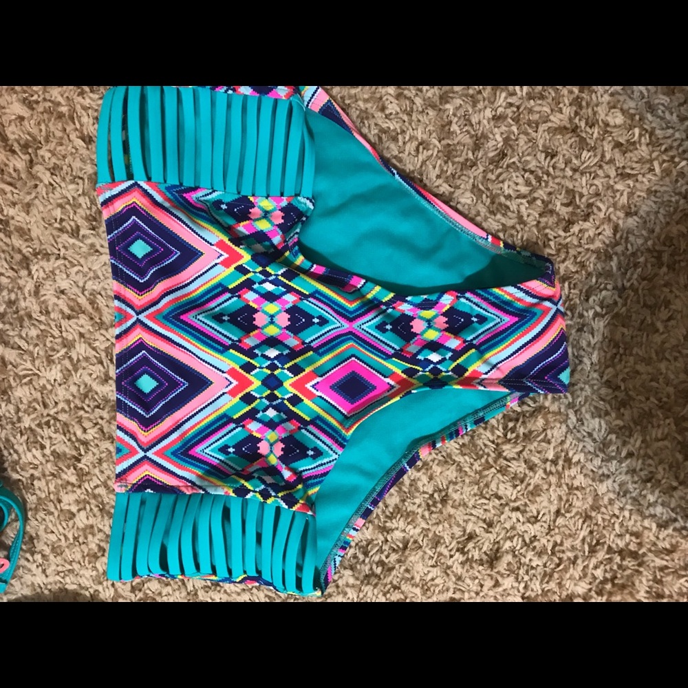 Bikini set Medium - Picture 2 of 3